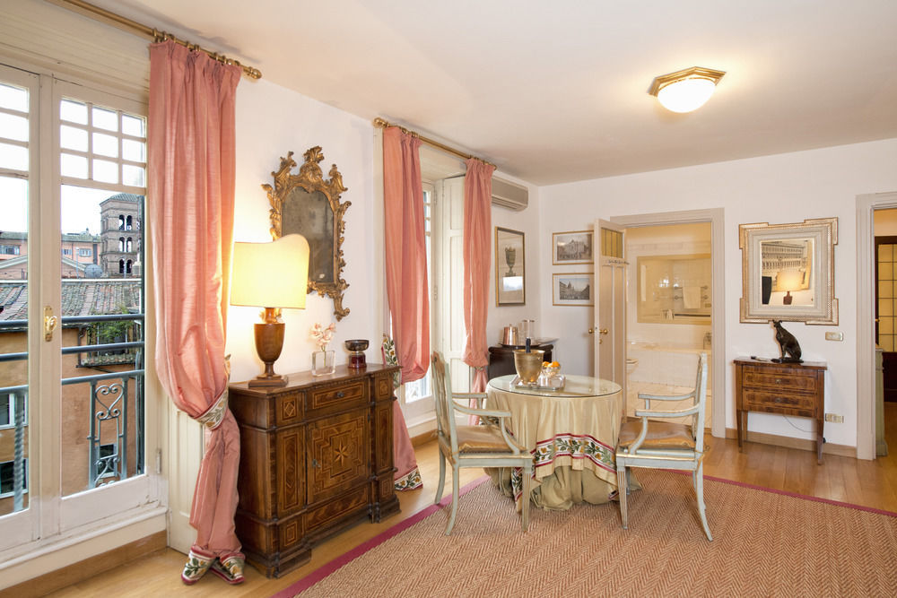 Residenza Ruspoli Bonaparte Rome Exterior photo